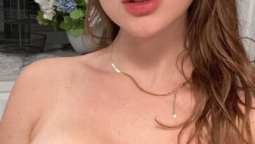 1634275235 amanda cerny nude nipple slip onlyfans set leaked LUGXMV