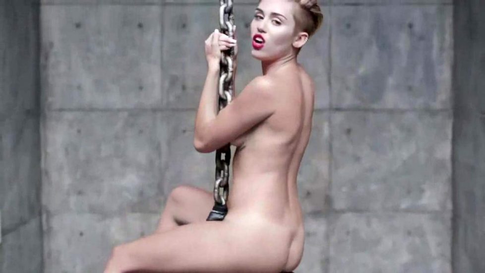 Miley Cyrus ass cheeks