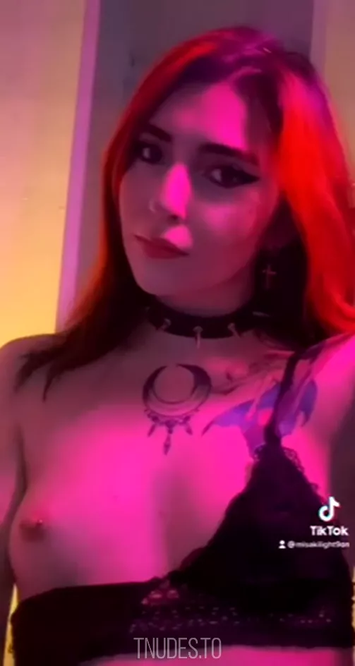 Babe Valera_sg Shows Her Cute Tits On TikTok