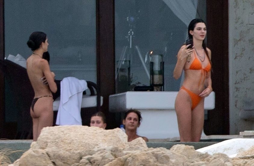 Kendall Jenner nude naked sexy topless hot bikini18