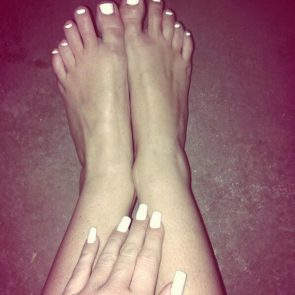 Miley Cyrus Feet and nails done