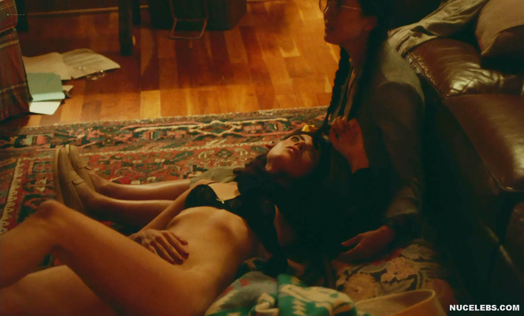 Leaked Aubrey Plaza Nude Hairy Pussy & Sexy In Black Bear 2. 