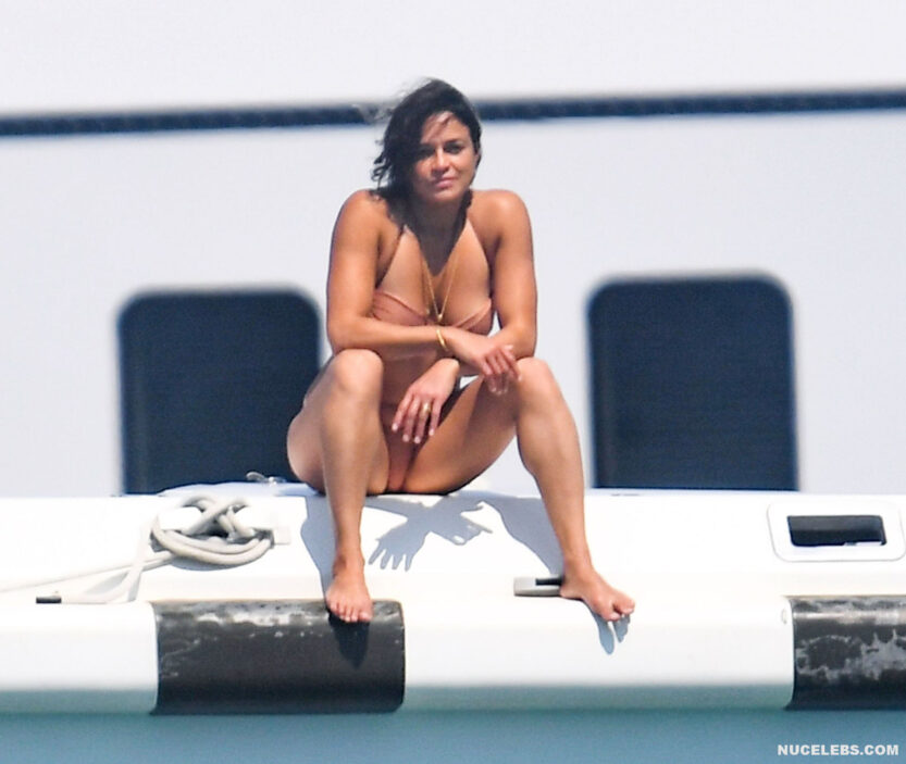 Bikini Michelle Rodriguez Nude