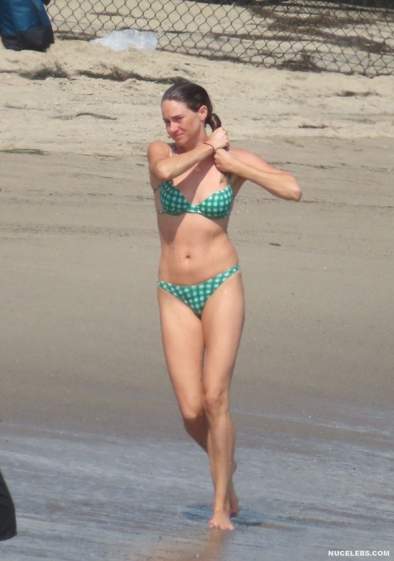 Shailene Woodley bikini beach pics