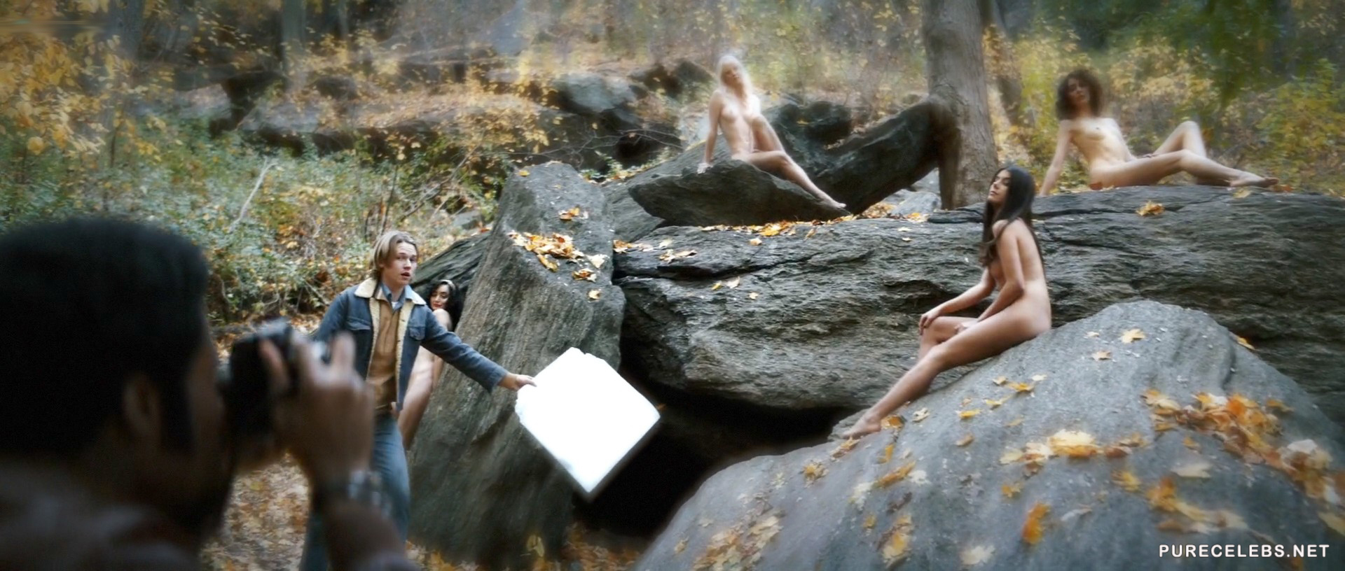 Jane Levy & Juno Temple Nude