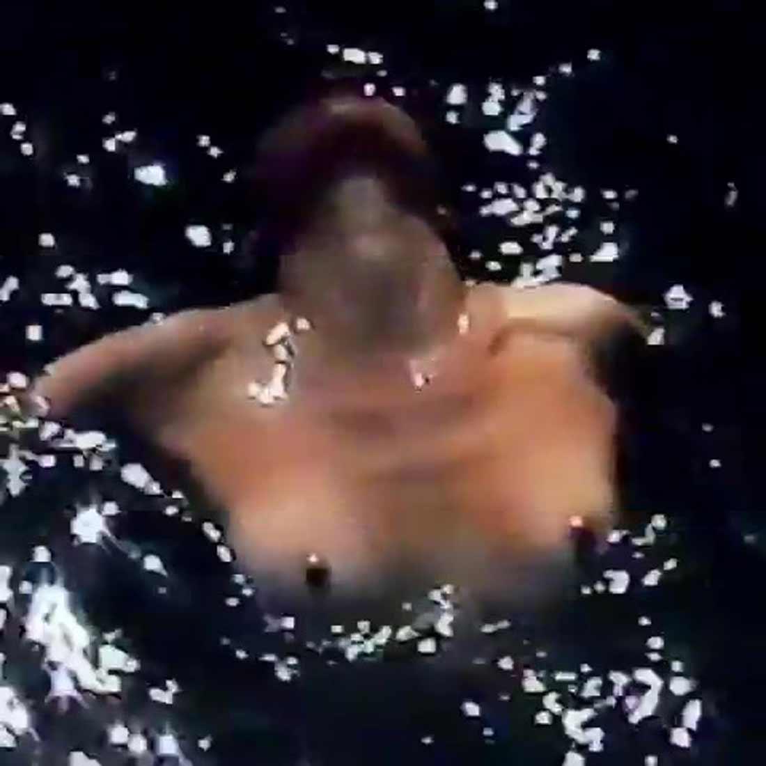 kendall jenner nude bikini pool photoshoot set leaked PNUTBC