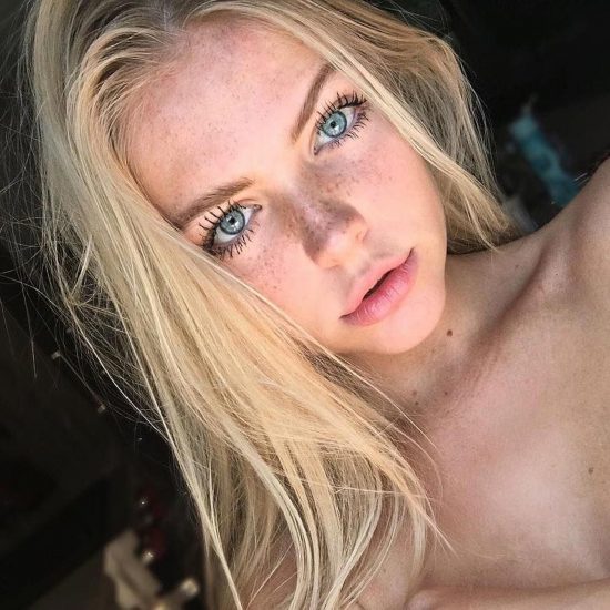 42 Annika Boron Nude Naked Leaked