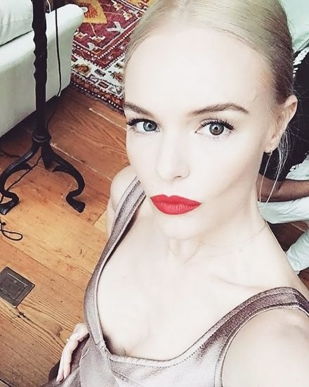 Kate Bosworth selfie