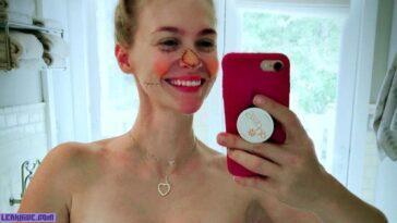 Leaked rose mcgowan topless selfiсѓ in the mirror