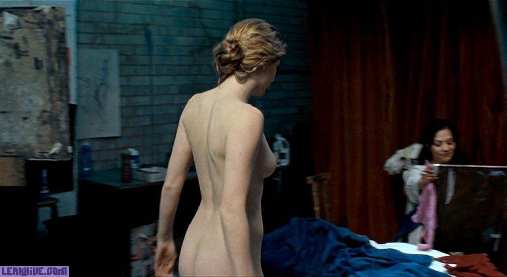 Jodie Whittaker naked tits