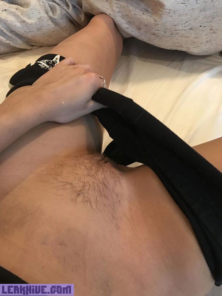 Kristen Stewart otra vez desnuda y un video XXX masturbandose 15