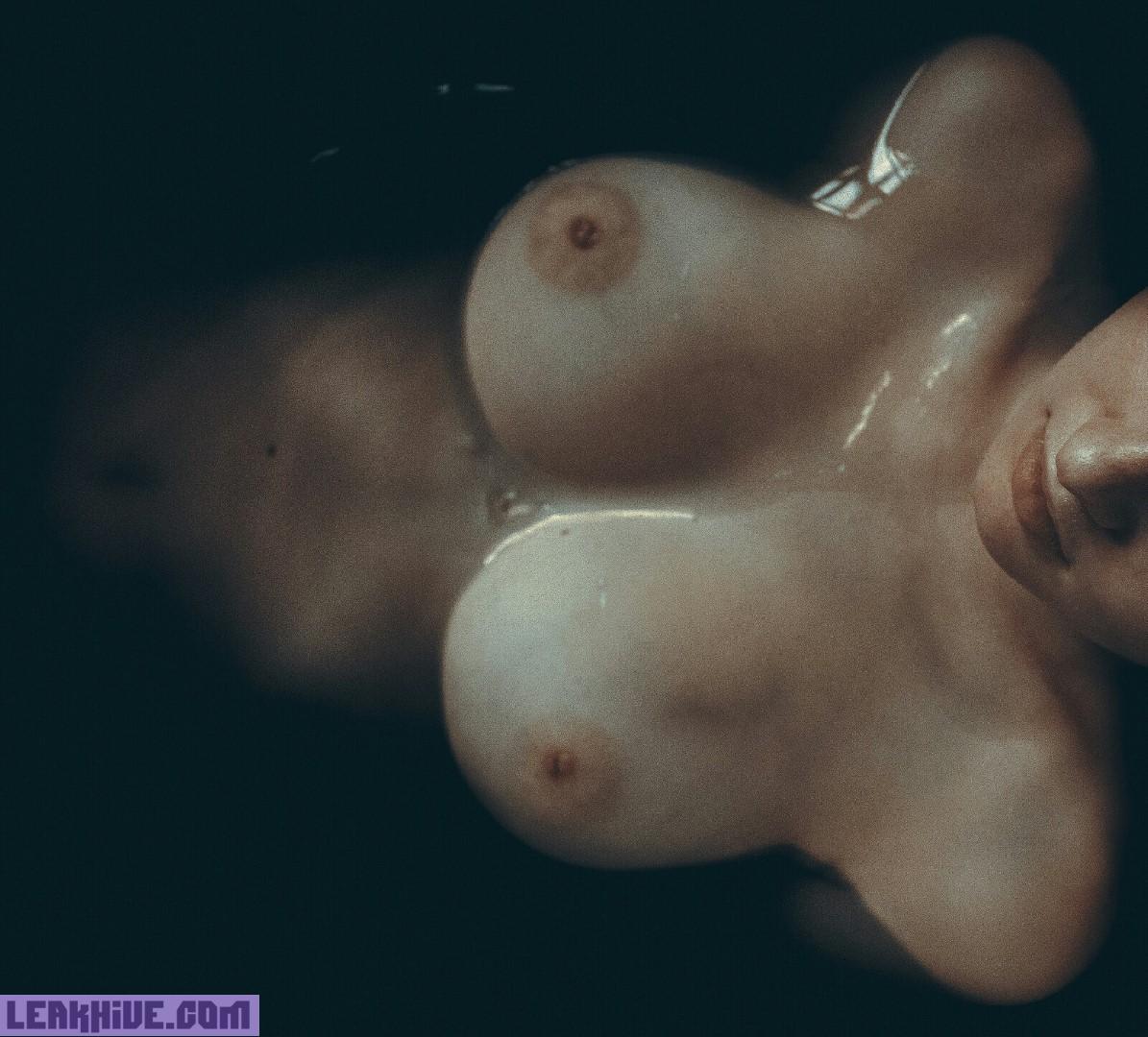 Amy Tsareva Nudes