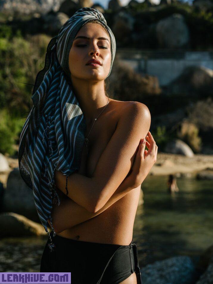 Leticia Guedes una sexy modelo brasilena desnuda 26