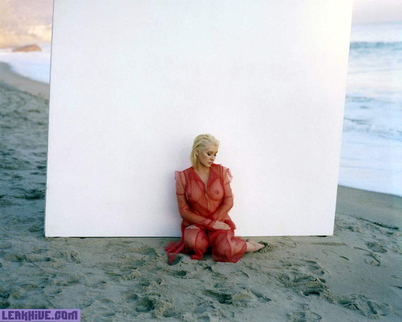01 Christina Aguilera Naked Nude