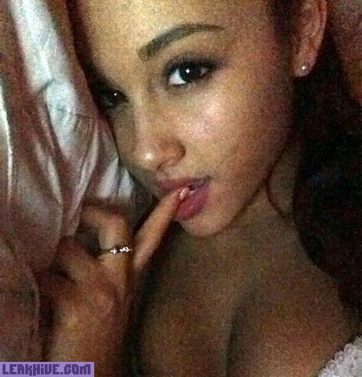 Ariana Grande nude leaked porn ass tits pussy bikini ScandalPlanet 4