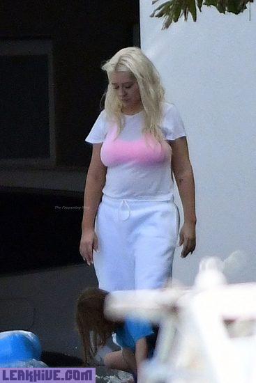 Christina Aguilera Sexy Hot Ass 21
