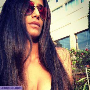 02 Poonam Pandey Sexy Topless Hot