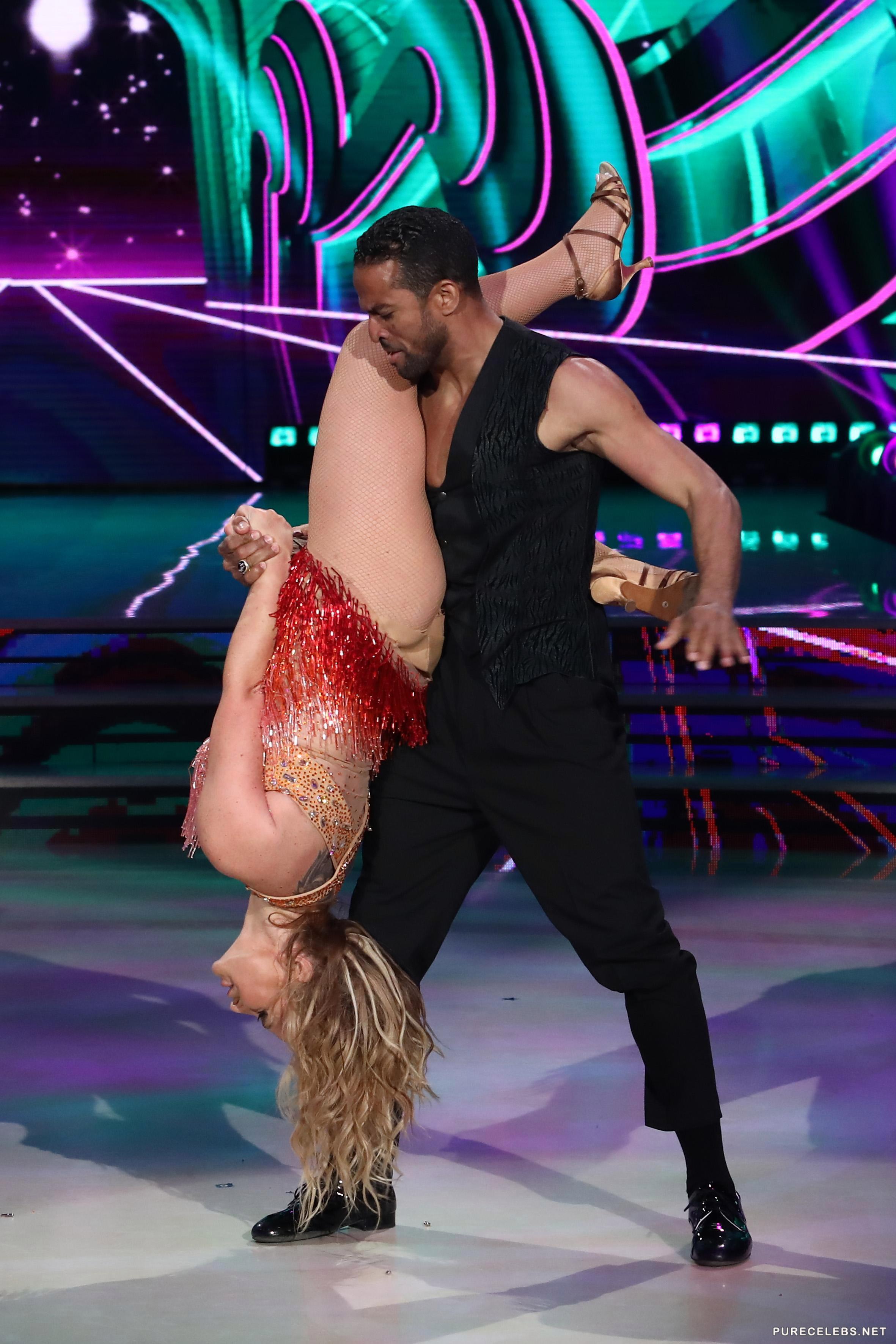 Leaked Anastacia Upskirt Moments Durng Dancing with the Stars In Rome.