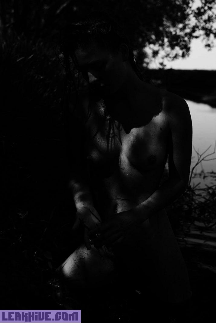 Marisa Papen desnuda para la camara de Paul Bellaart 19